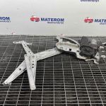 Macara usa fata dreapta