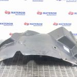 Aparatoare noroi fata stanga