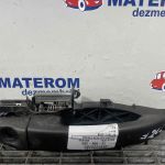 Maner usa fata stanga