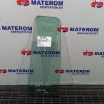 Geam spate mic stanga