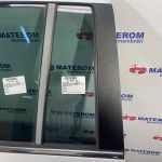 Geam spate mic stanga