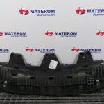 Ornament sub bara fata