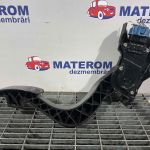 Pedala acceleratie