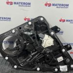 Macara usa spate dreapta
