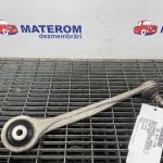 Brat fata superior dreapta