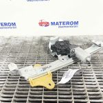 Macara usa spate dreapta