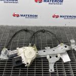 Macara usa spate dreapta