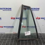 Geam spate mic stanga