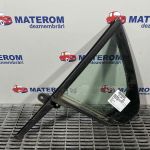 Geam spate mic stanga