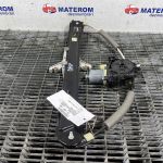 Macara usa spate dreapta