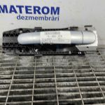Maner usa spate dreapta