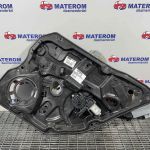 Macara usa spate dreapta