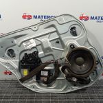 Macara usa spate stanga
