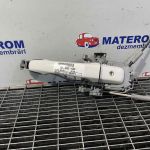 Maner usa fata dreapta