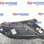 Ornament sub capota fata