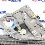 Macara usa spate dreapta