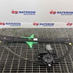 Macara usa spate stanga