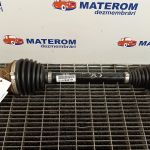 Planetara fata stanga