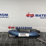 Maner usa fata dreapta