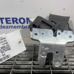 Incuietoare capota spate