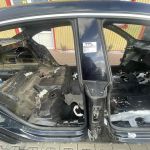 Stalp mijloc dreapta