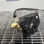 Incuietoare usa fata dreapta