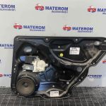 Macara usa spate dreapta