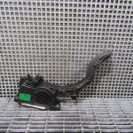 Pedala acceleratie