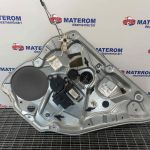 Macara usa spate dreapta