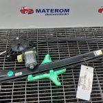Macara usa spate dreapta