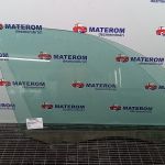 Geam fata dreapta